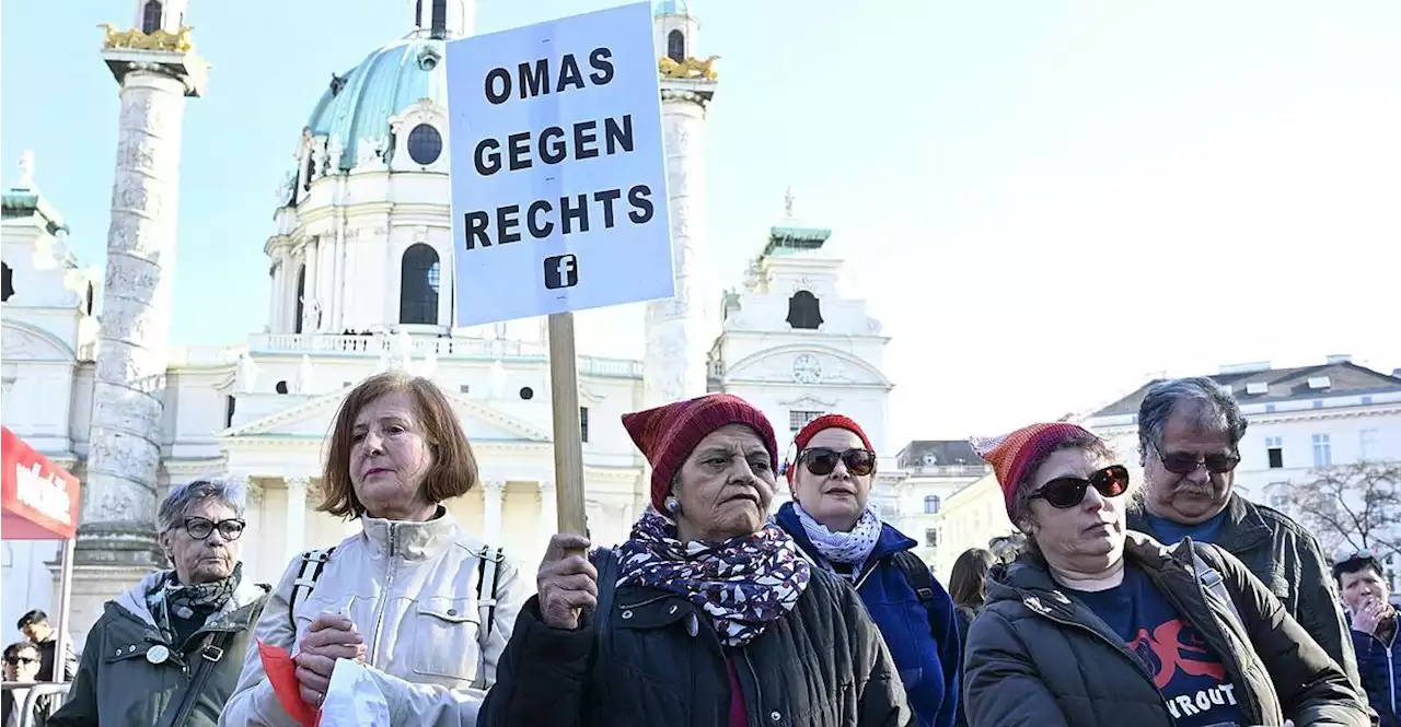 'Nieder mit der FPÖ': Wiener Kundgebung gegen Schwarz-Blau