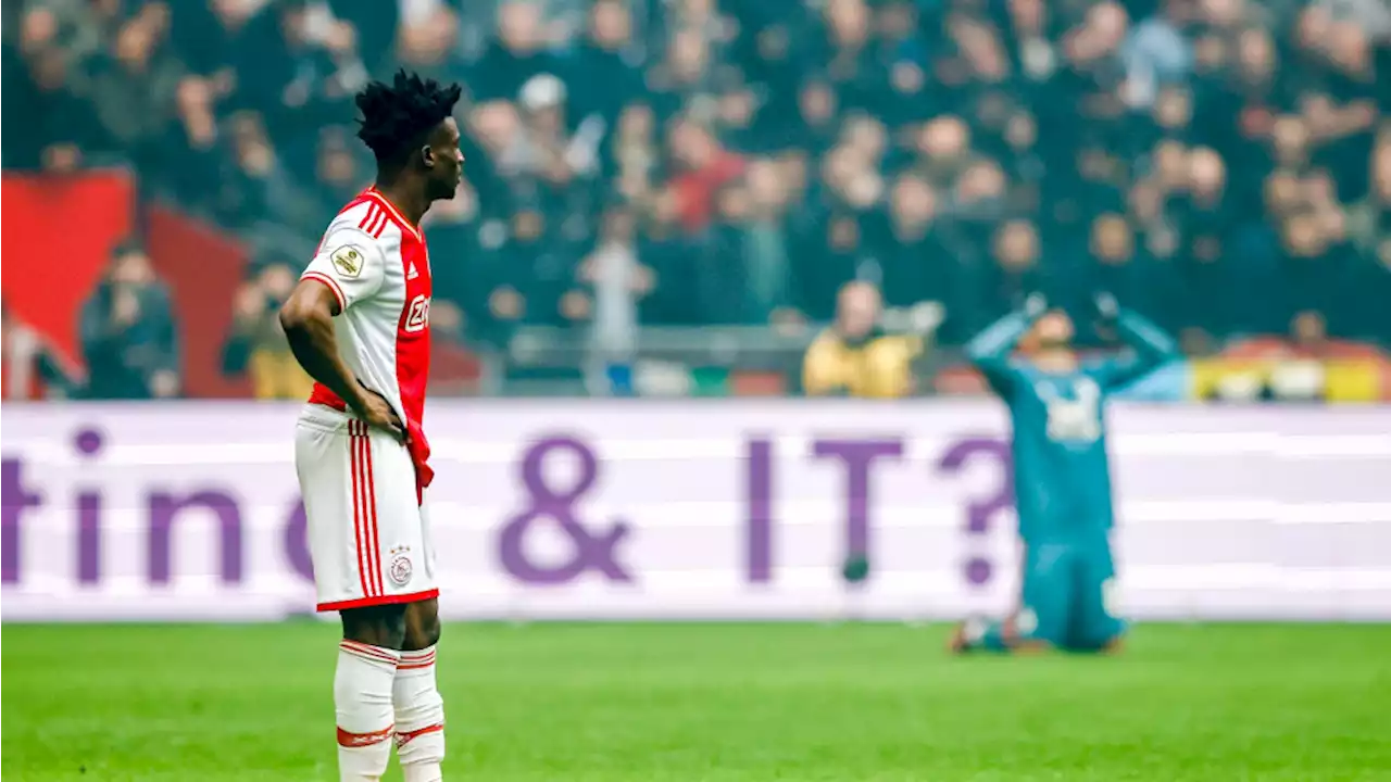 Ajax krijgt Feyenoord niet op de knieën en verliest Klassieker