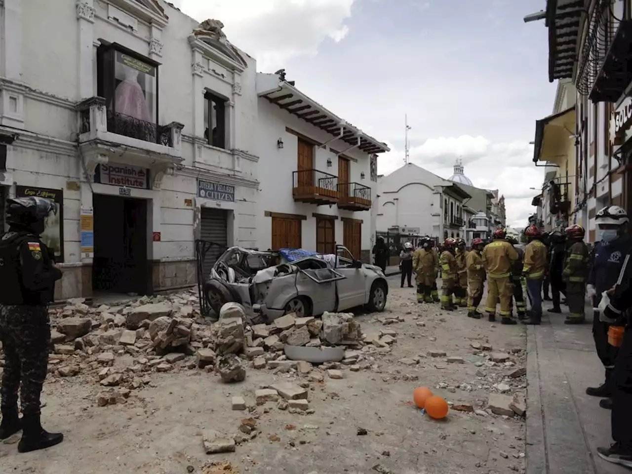 From highlands to the coast, quake damages Ecuador, Peru