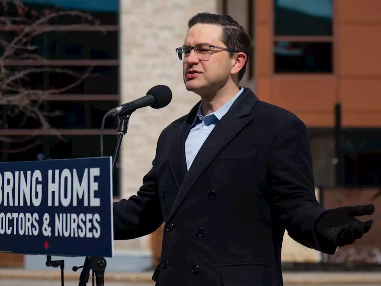 Poilievre calls for testing that would allow doctors, nurses to work across Canada