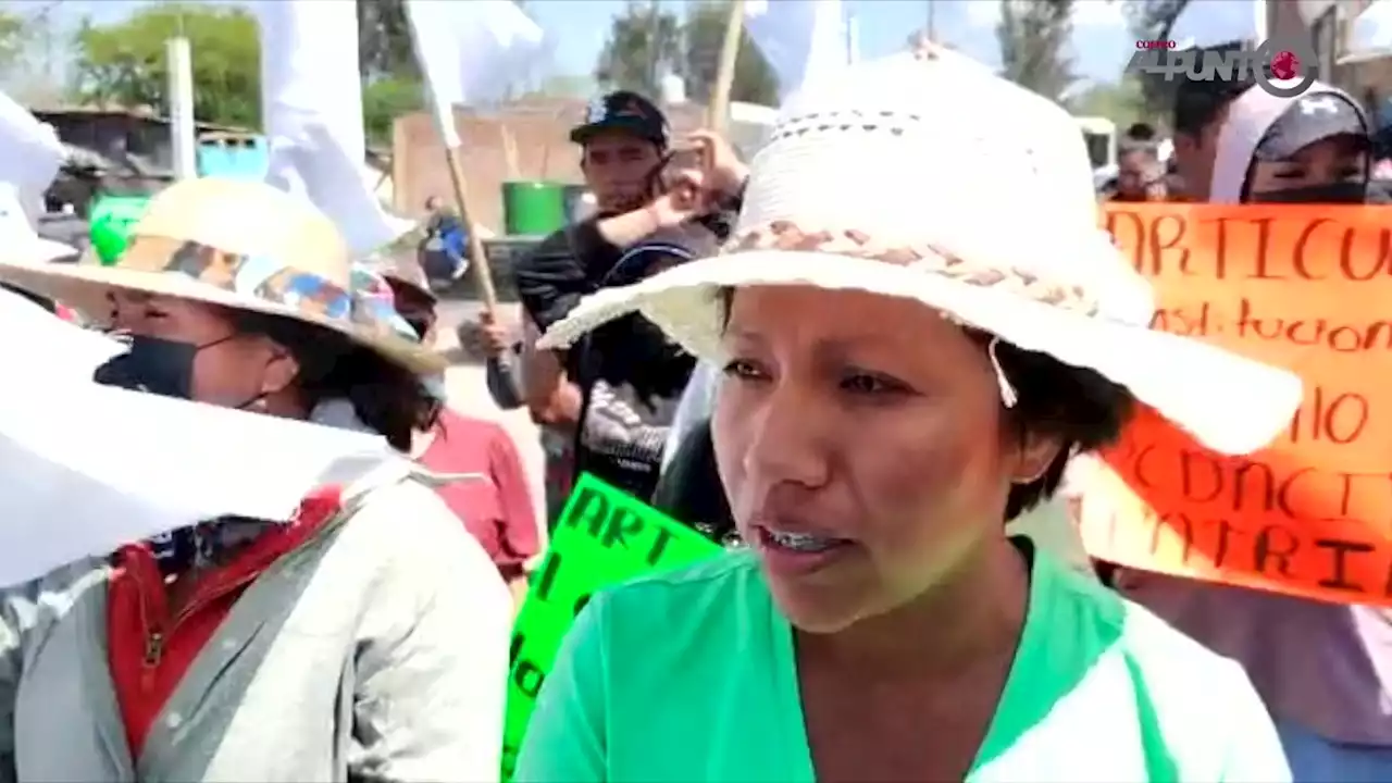 Habitantes de Lo de Juárez bloquean carretera Irapuato-Silao; los desalojaron de sus casas y los agredieron