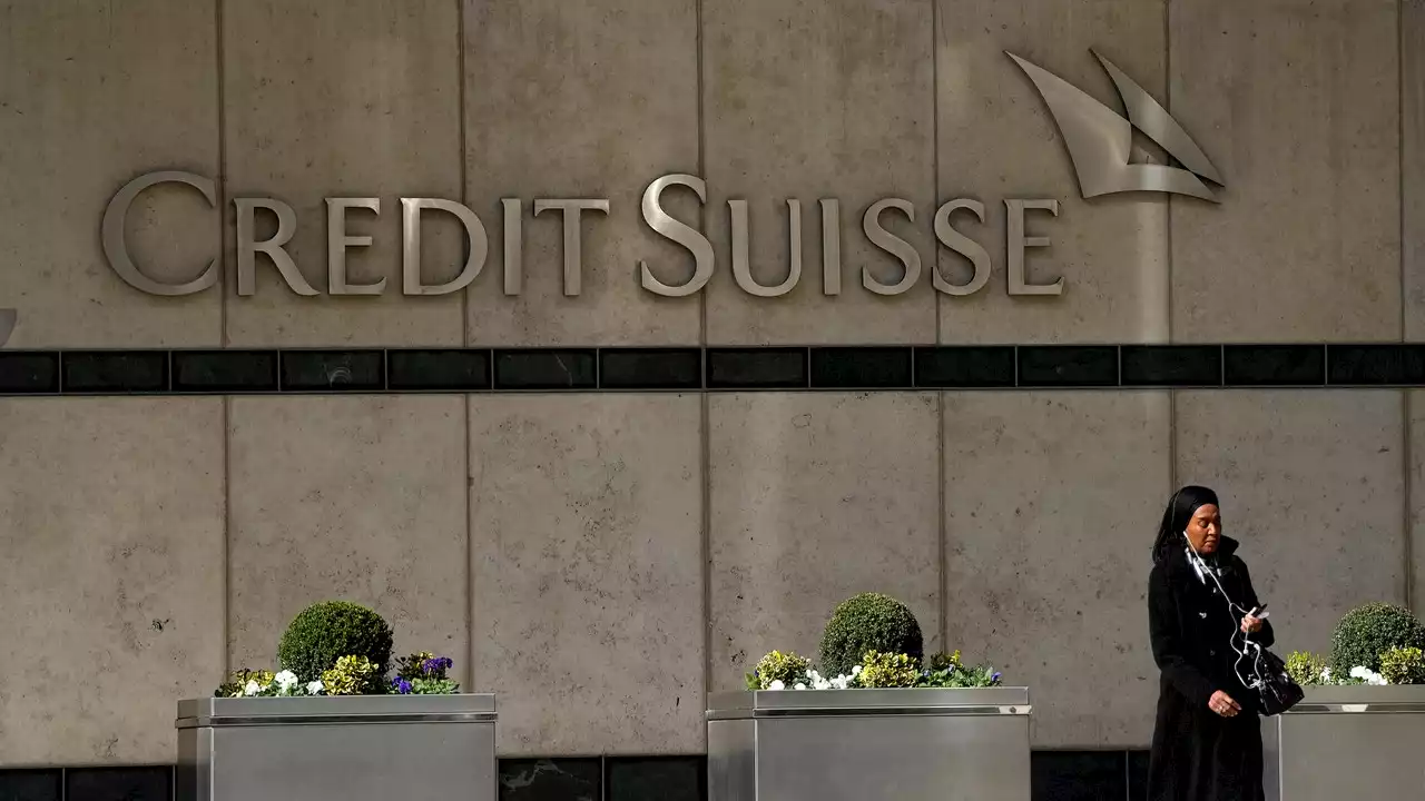 UBS prepara la compra de Credit Suisse y evitar así su quiebra