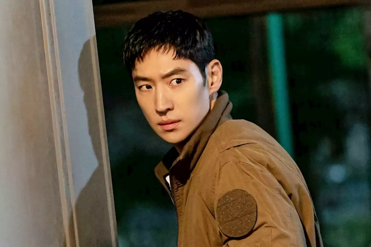 “Taxi Driver 2” And Lee Je Hoon Top Most Buzzworthy Drama And Actor Rankings