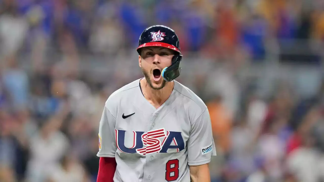 Turner's grand slam lifts U.S. over Venezuela, into WBC semis