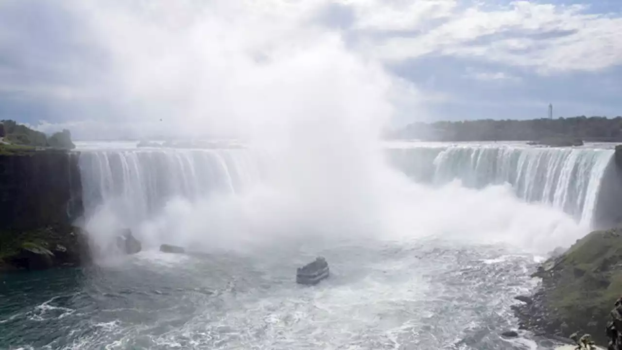 Niagara Falls boat tours to break record for earliest opening due to mild winter