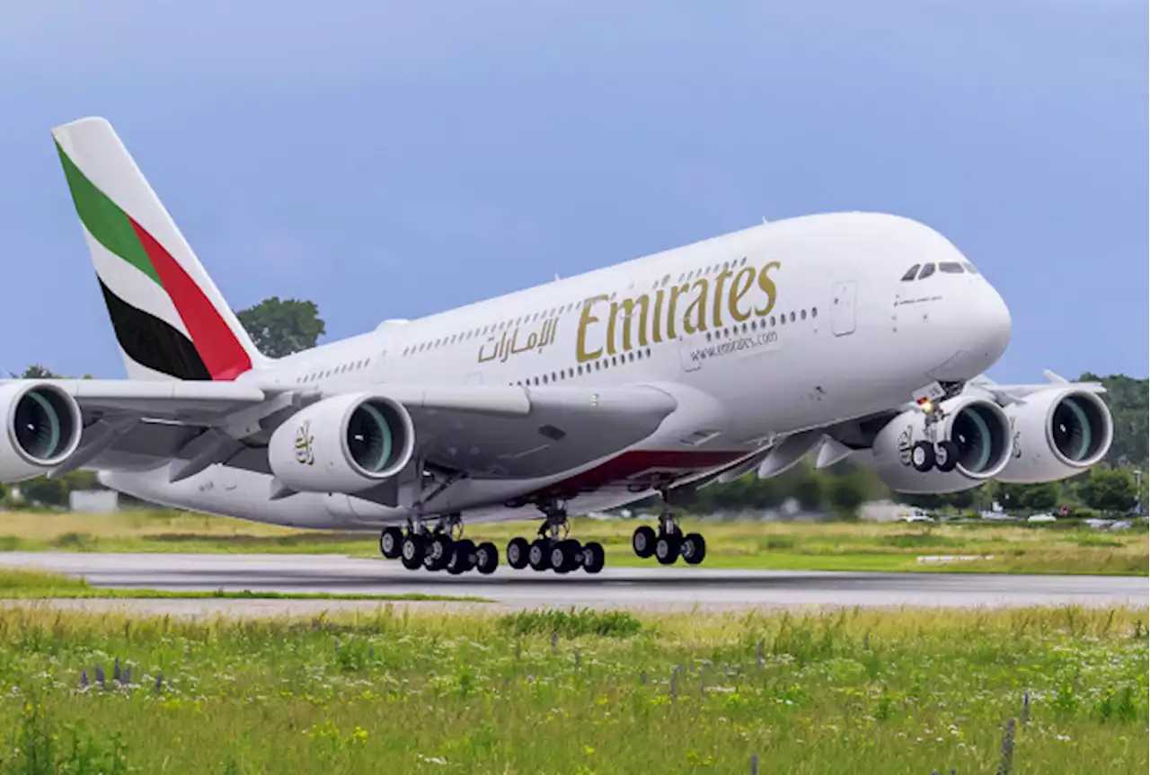 Lufthansa Technik wartet A380 von Emirates