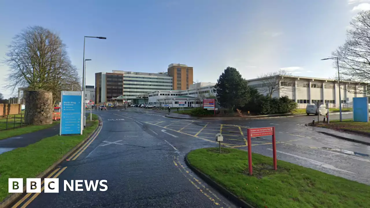 Altnagelvin: Man jailed for assaulting doctors and police