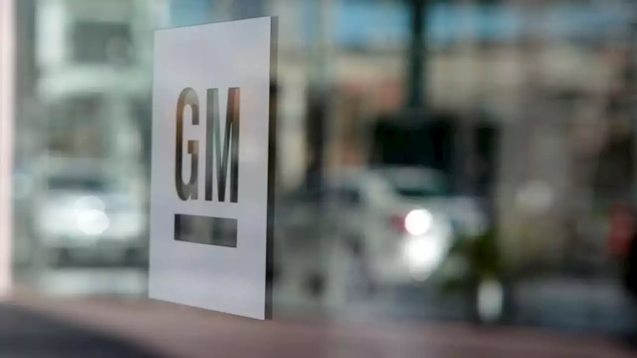 GM cutting hundreds of white collar jobs | CNN Business