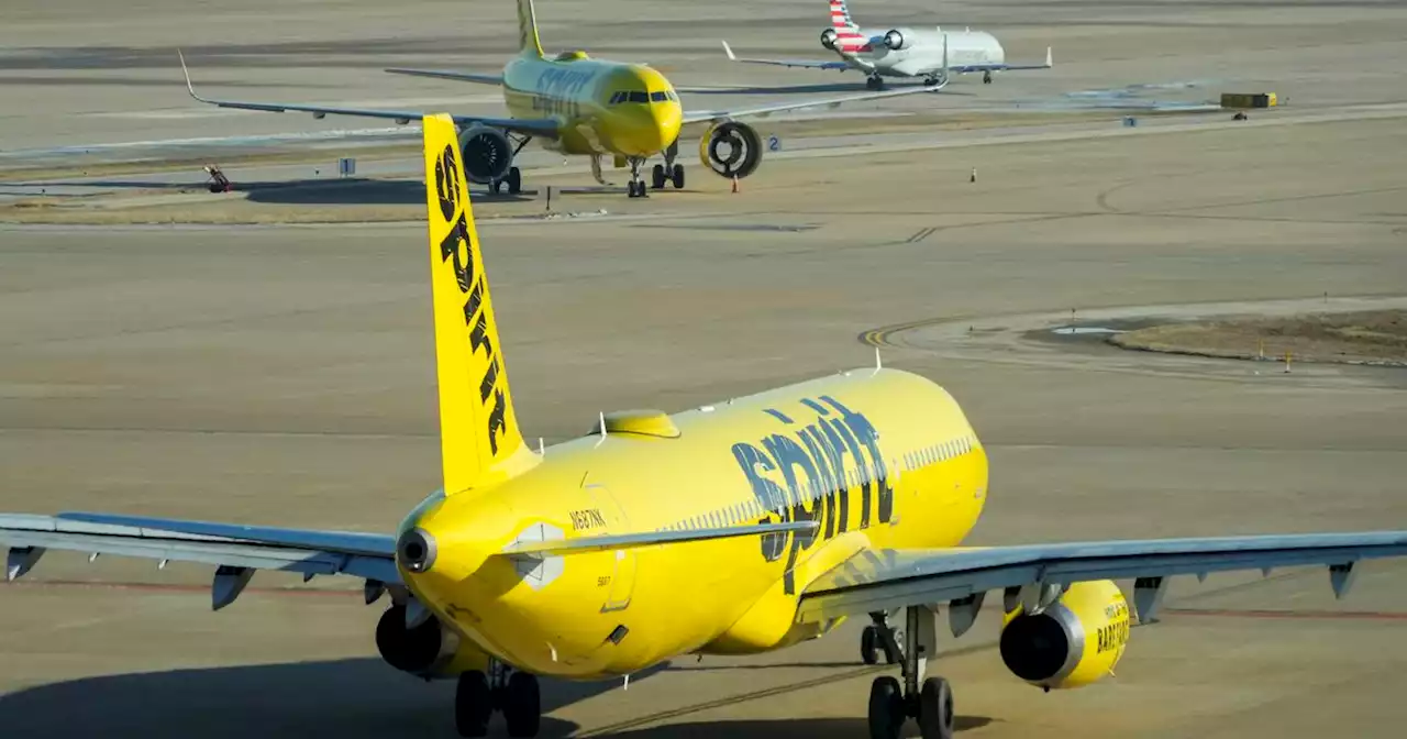 Smoke-filled Spirit Airlines flight from DFW Airport diverted after battery fire