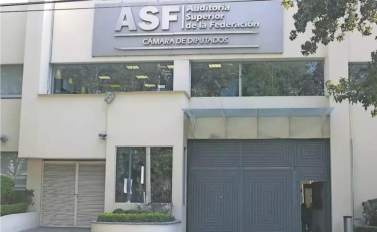 ASF reconoce fallos en el gasto de Segalmex y obras emblemáticas; confía en que 'pronto se enderece el barco'