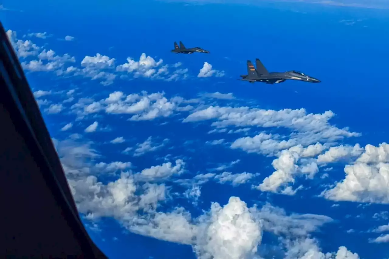 Taiwan reports second day of large Chinese warplanes incursion