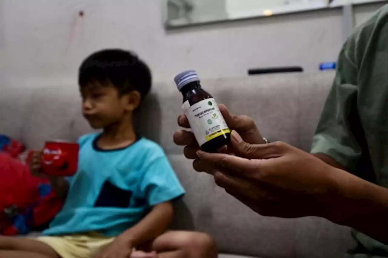 ‘Fix the system’: Indonesia parents seek justice after cough syrup crisis