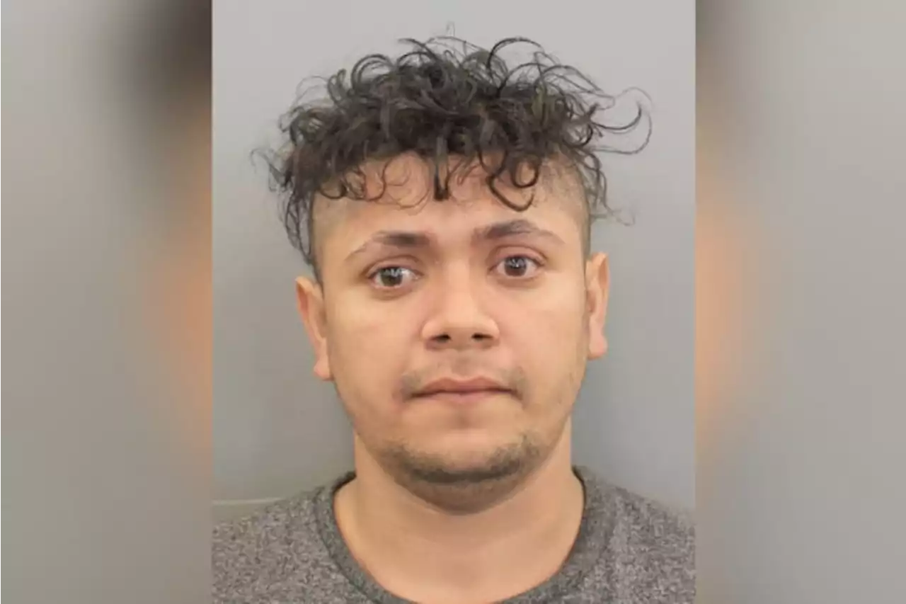 Husband arrested, charged after allegedly shooting his wife multiple times in southeast Houston, police say