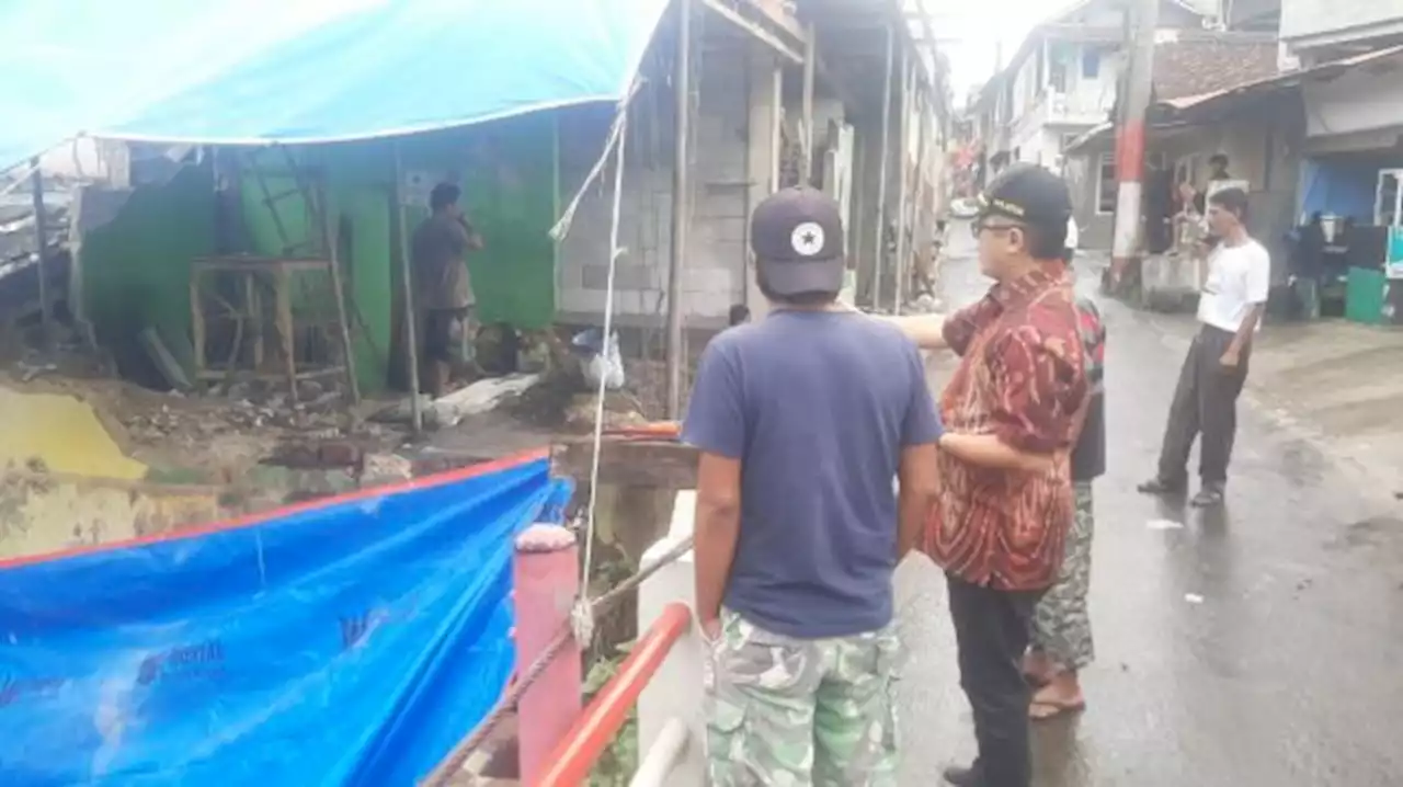 Kang Dadang Pastikan Anggaran BSTT Dicairkan Untuk Korban Bencana di Muarasari