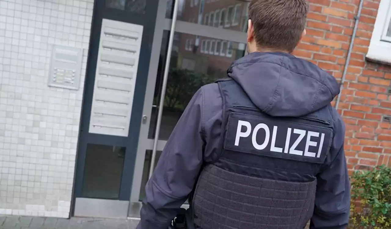 Razzien in vier Hamburger Stadtteilen: Bundespolizei sprengt Schleuserbande