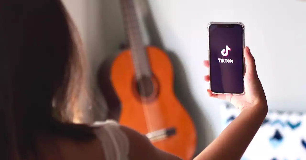 TikTok to set one-hour daily screen time limit for users under 18