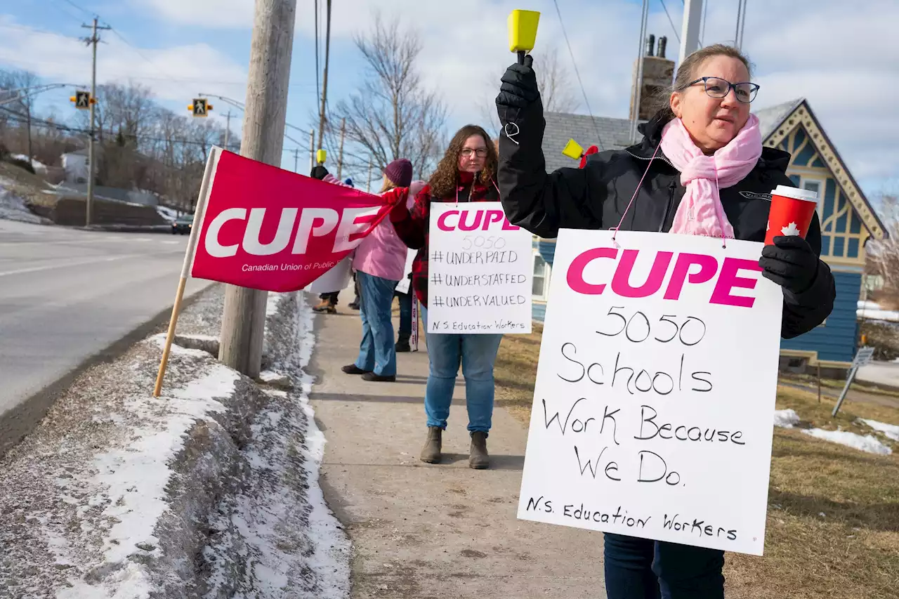 Cape Breton school support workers, union rally for better wages, respect | SaltWire