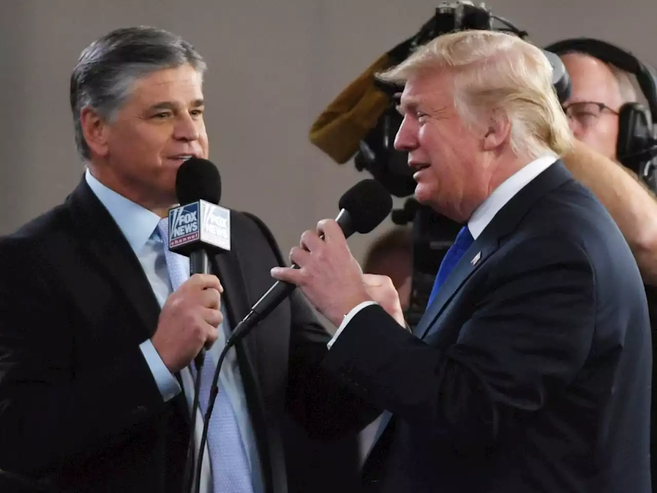 This Bombshell Private Email Reveals Sean Hannity's Alleged 'Disgusted' Feelings Towards Donald Trump