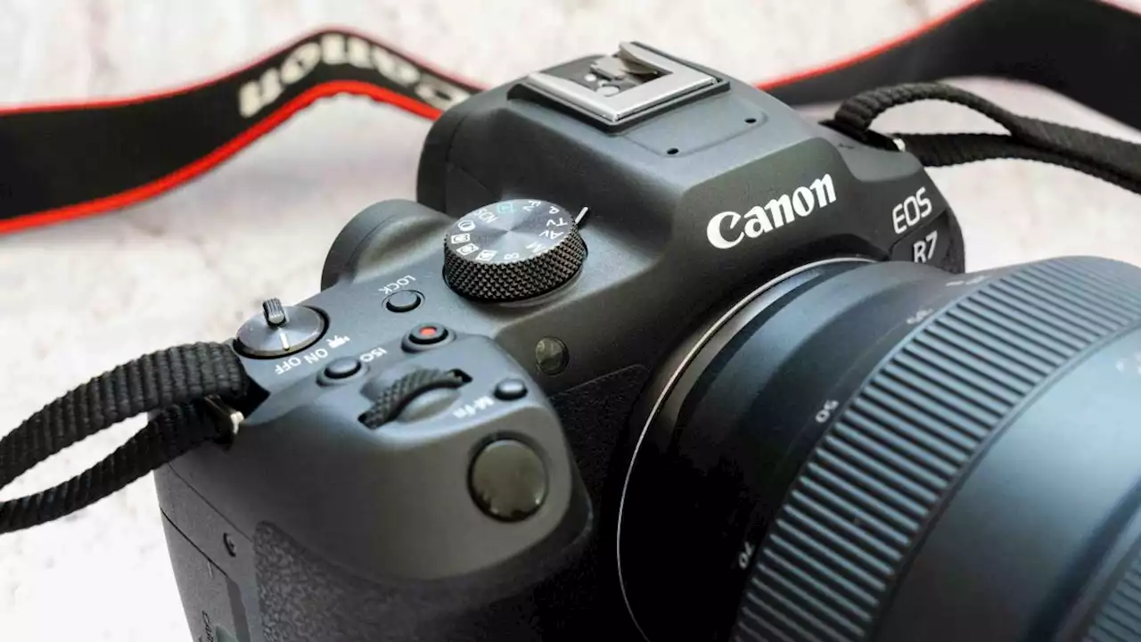 Canon EOS R7 Review