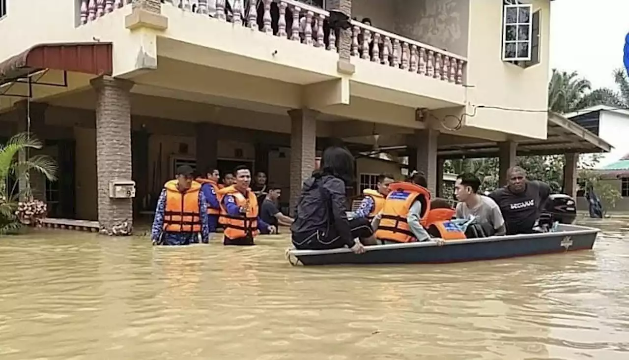 Floods: Situation in Segamat worsens, number of victims tops 10,000 mark