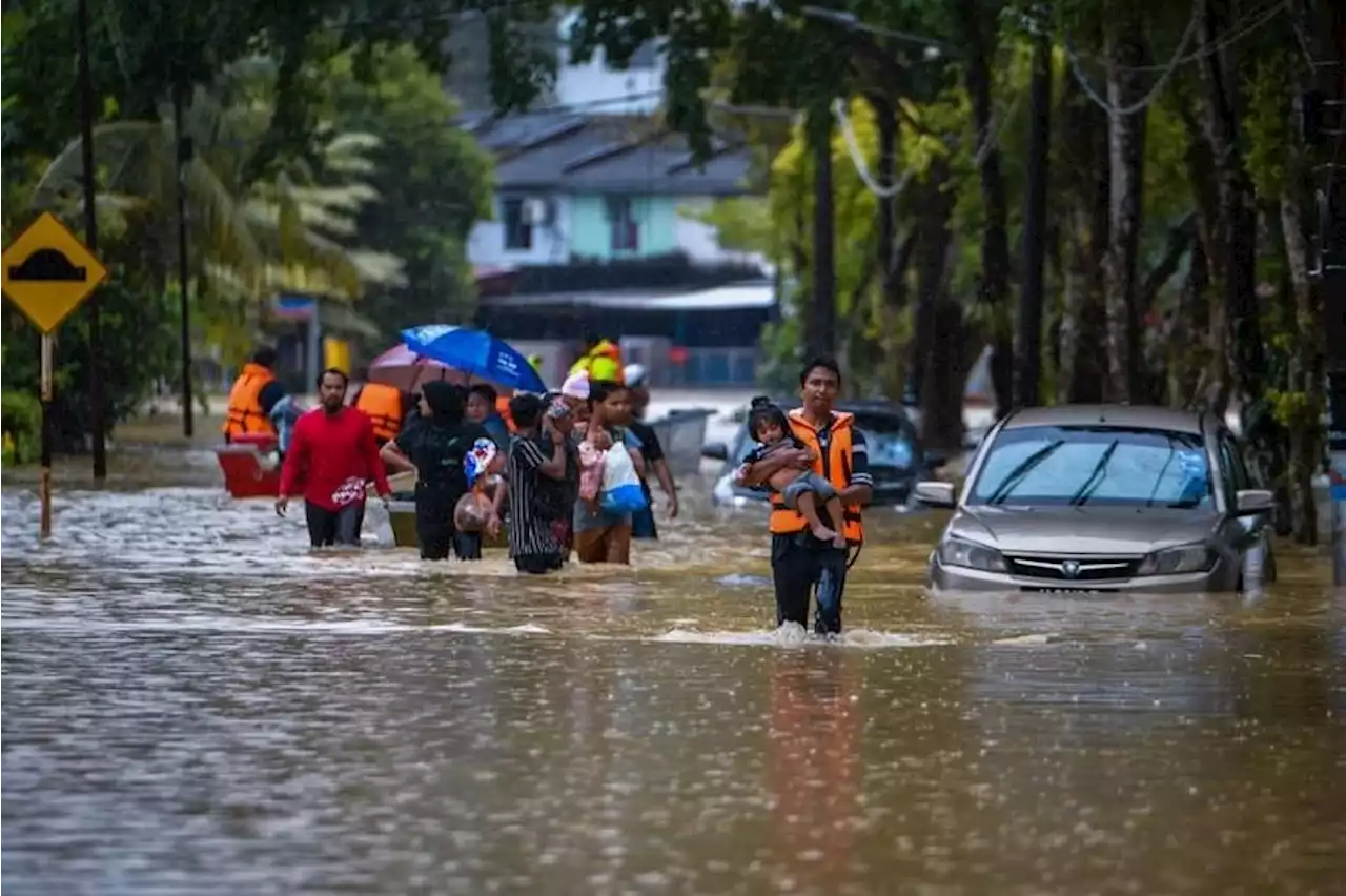 Six Malaysian states flooded, Johor worst hit