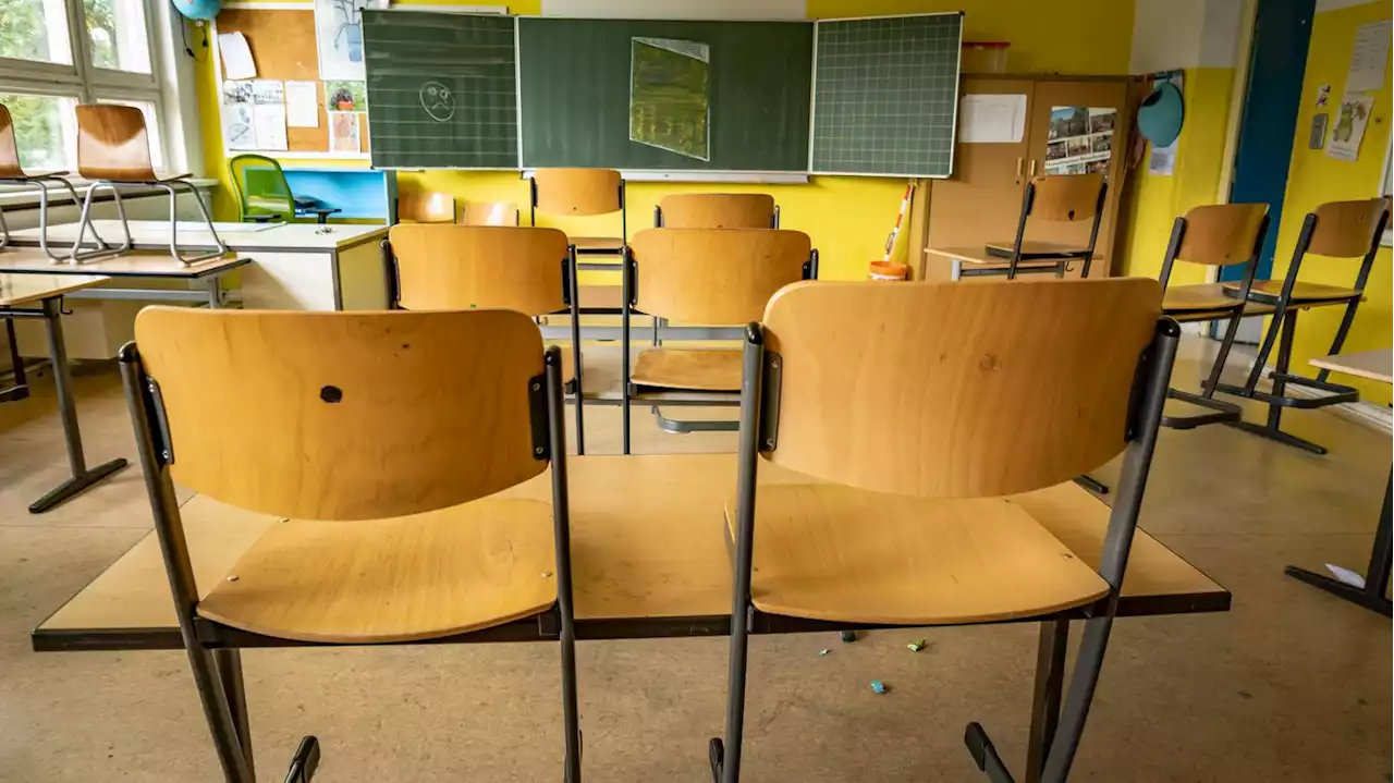 Die Nerven lagen blank in Berlin-Tegel: Millionen für die Grundschule am Flughafensee