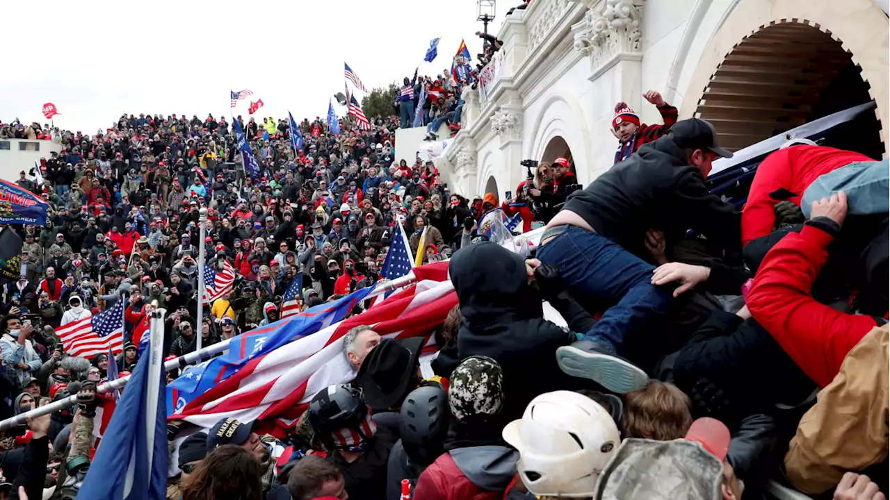 Trump CAN Be Sued Over Violent Capitol Riot, Justice Department Says