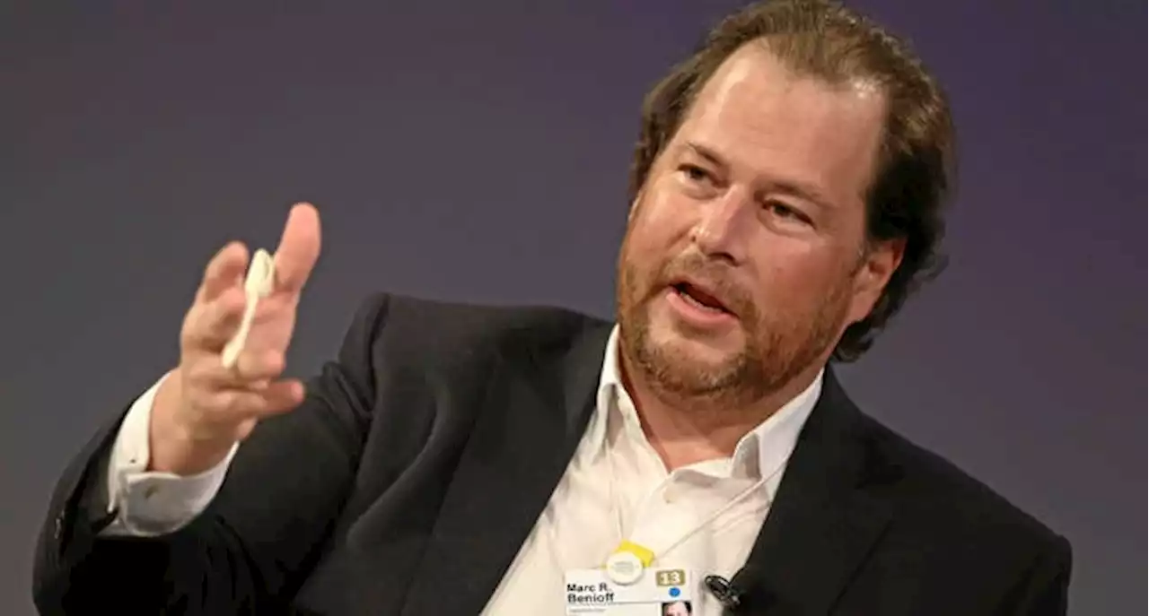 Salesforce extends life of infrastructure by a year