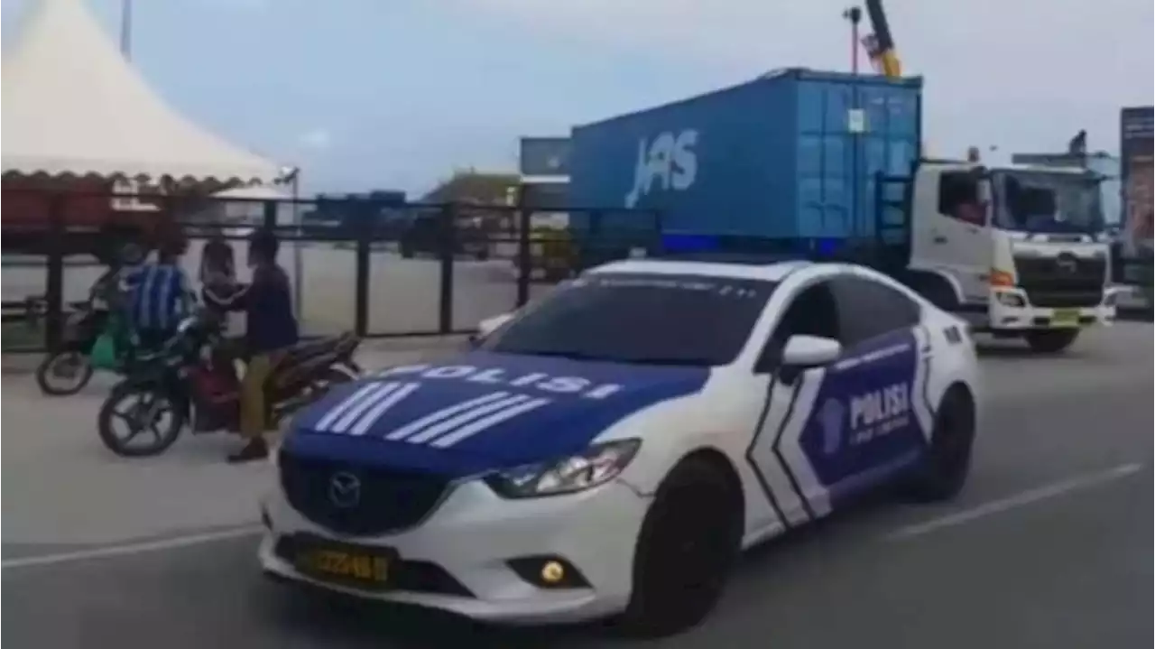 Tinggalkan Balige, Pengangkutan Logistik F1H20 Dikawal Ketat Polisi