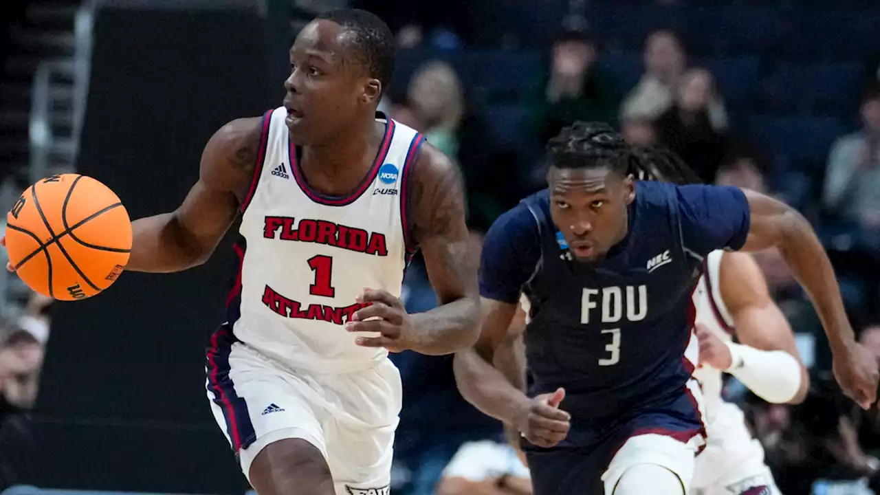 March Madness 2023: Florida Atlantic ends Fairleigh Dickinson's run for Sweet 16