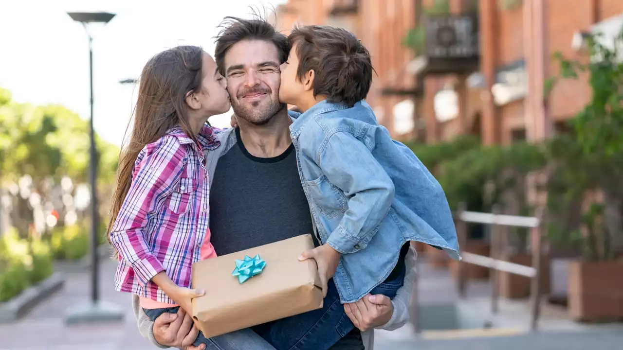 ¿Debería celebrarse el Día del Padre?