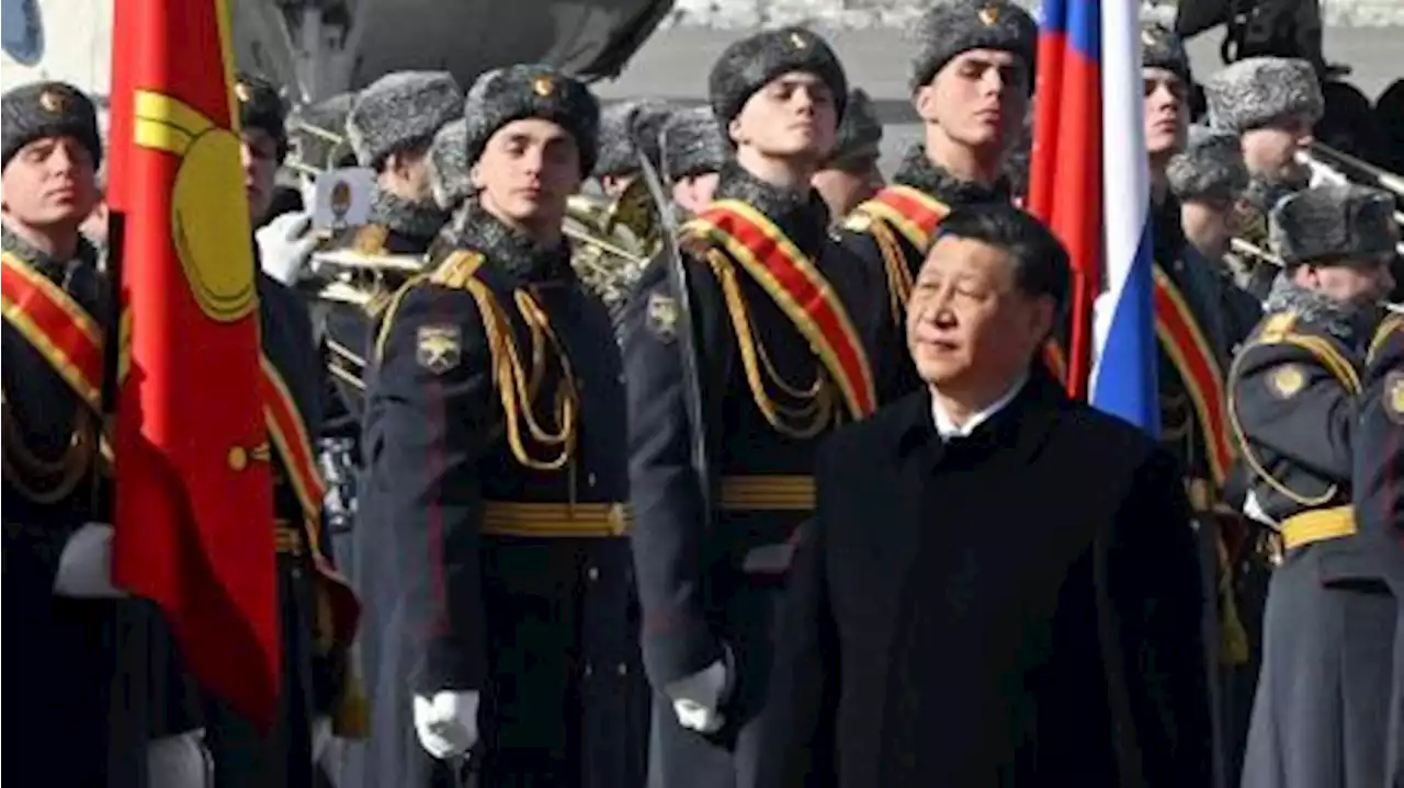 Xi llegó a Moscú y abogó por un 'nuevo impulso' en las relaciones entre China y Rusia