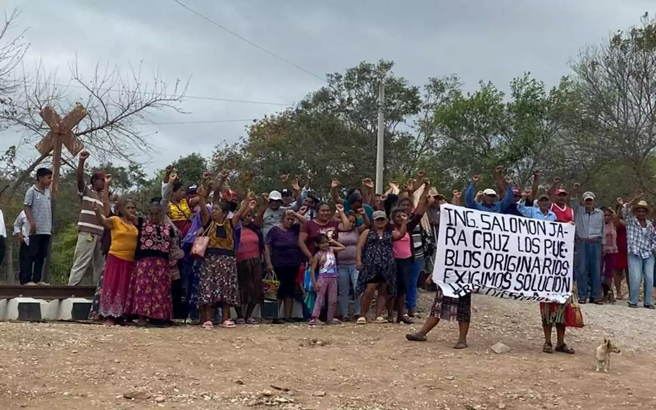 Cumple 20 días bloqueo de obras del Corredor Interoceánico en Oaxaca