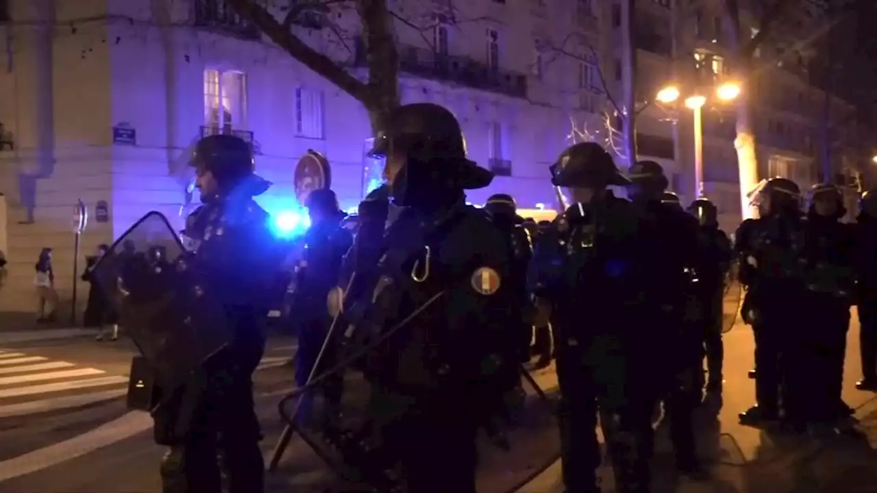 Retraites: 70 interpellations à Paris ce lundi soir en marge de plusieurs rassemblements