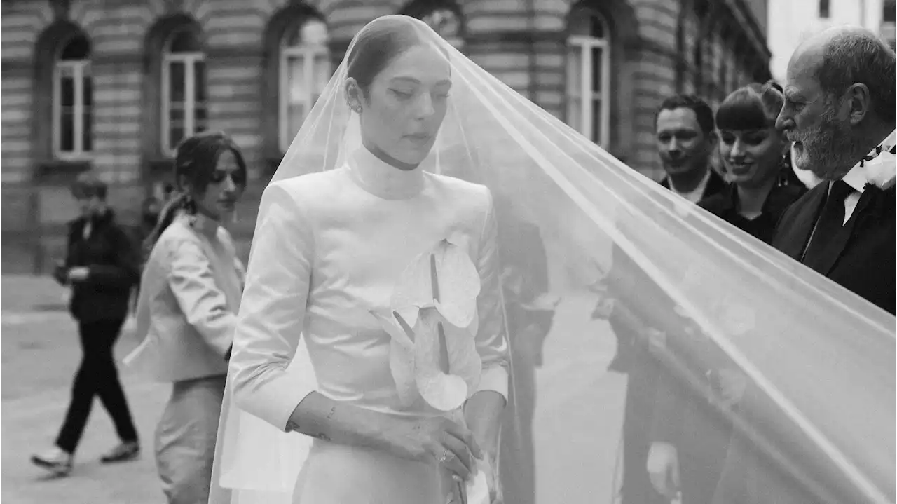 A Cult ’80s Film Inspired This Gallerist Bride’s Visually Spectacular London Wedding