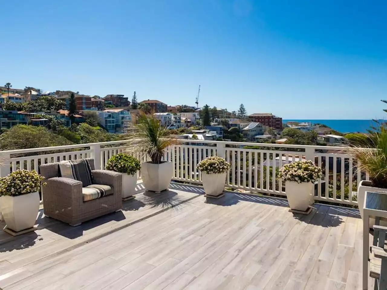 Construction king’s glamorous new $9m beachside castle - realestate.com.au