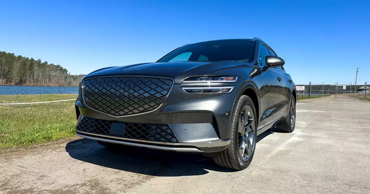 Genesis Electrified GV70 first drive review: only one flaw | Digital Trends