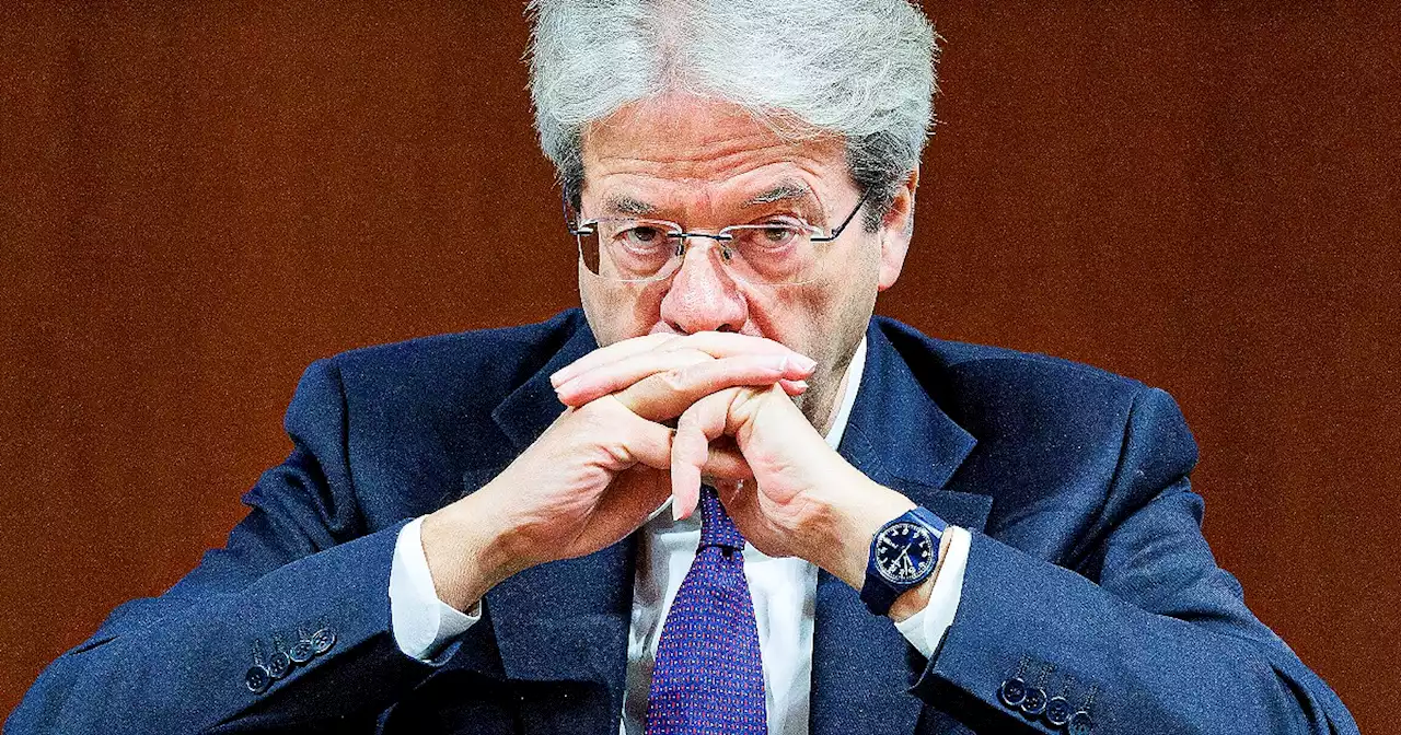 Pnrr, Gentiloni: 'Nessuno ne parla, è problema urgente'. Openpolis: governo non ha concluso neanche una delle 12 scadenze di fine marzo - Il Fatto Quotidiano