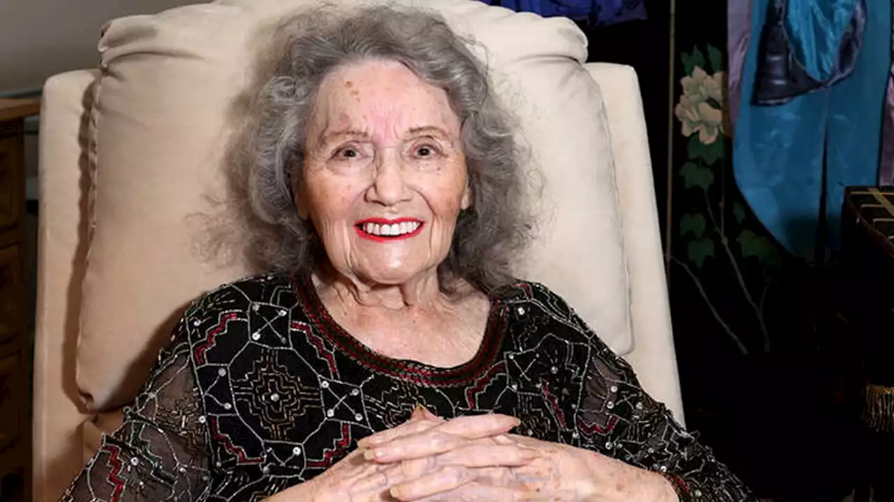 Gloria Dea, first Las Vegas magician, dead at 100