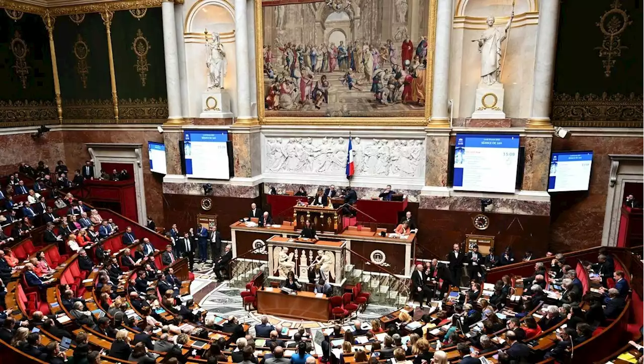 Retraites : la principale motion de censure échoue à 9 voix près