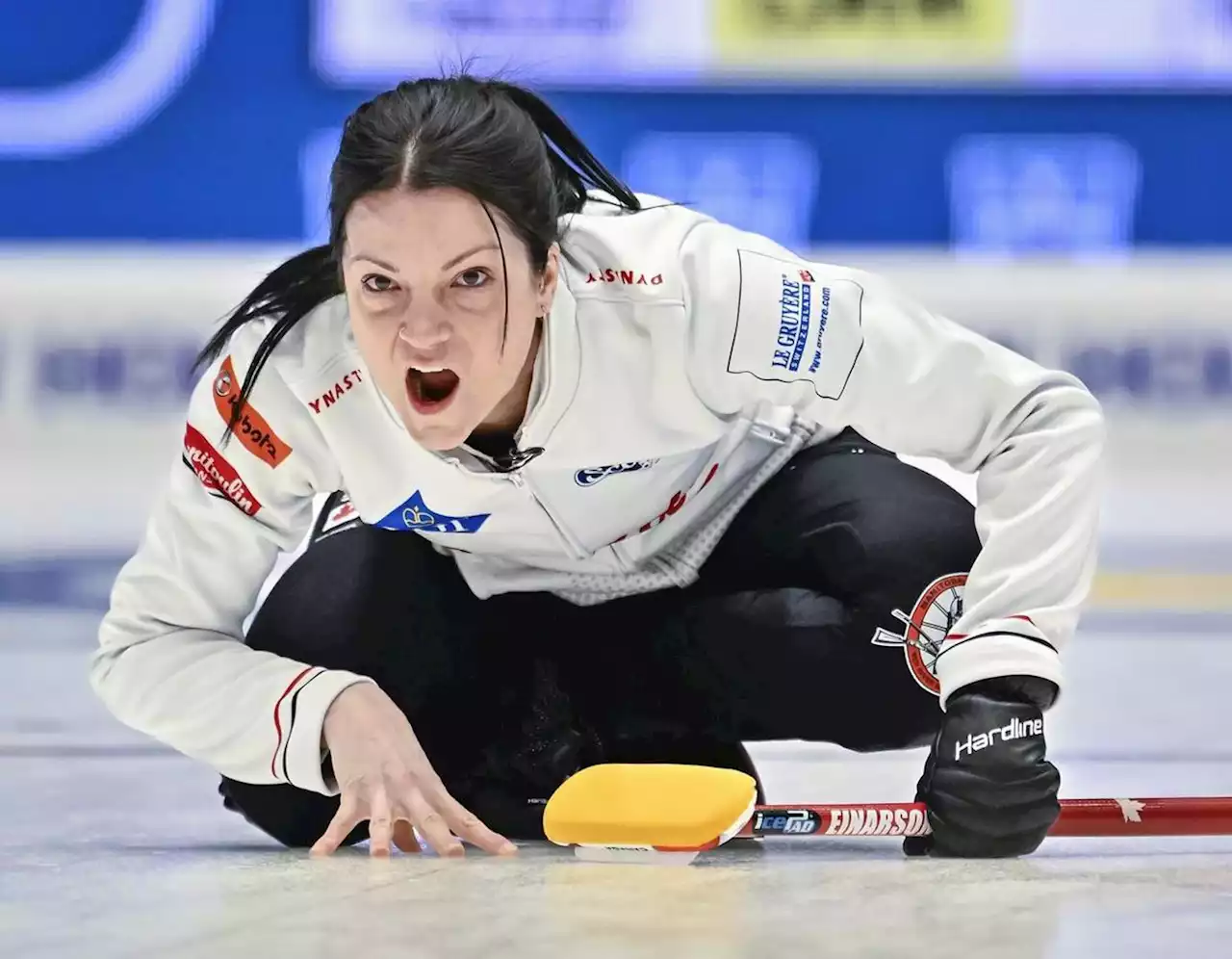 Canada downs Italy 7-2 in round-robin play at women’s world curling championship