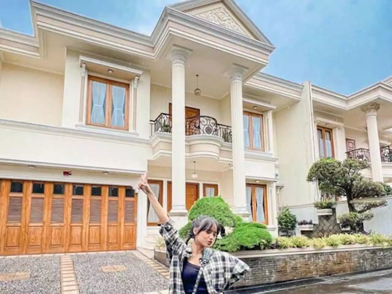 Alasan Fuji Belum Tempati Rumah yang Dibeli Seharga Rp 13 Miliar