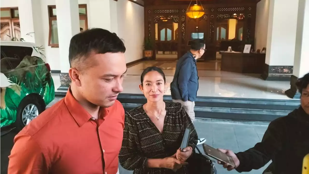 Nicholas Saputra & Happy Salma Bakal Menggelar Pertunjukan Budaya di Solo, Kapan?