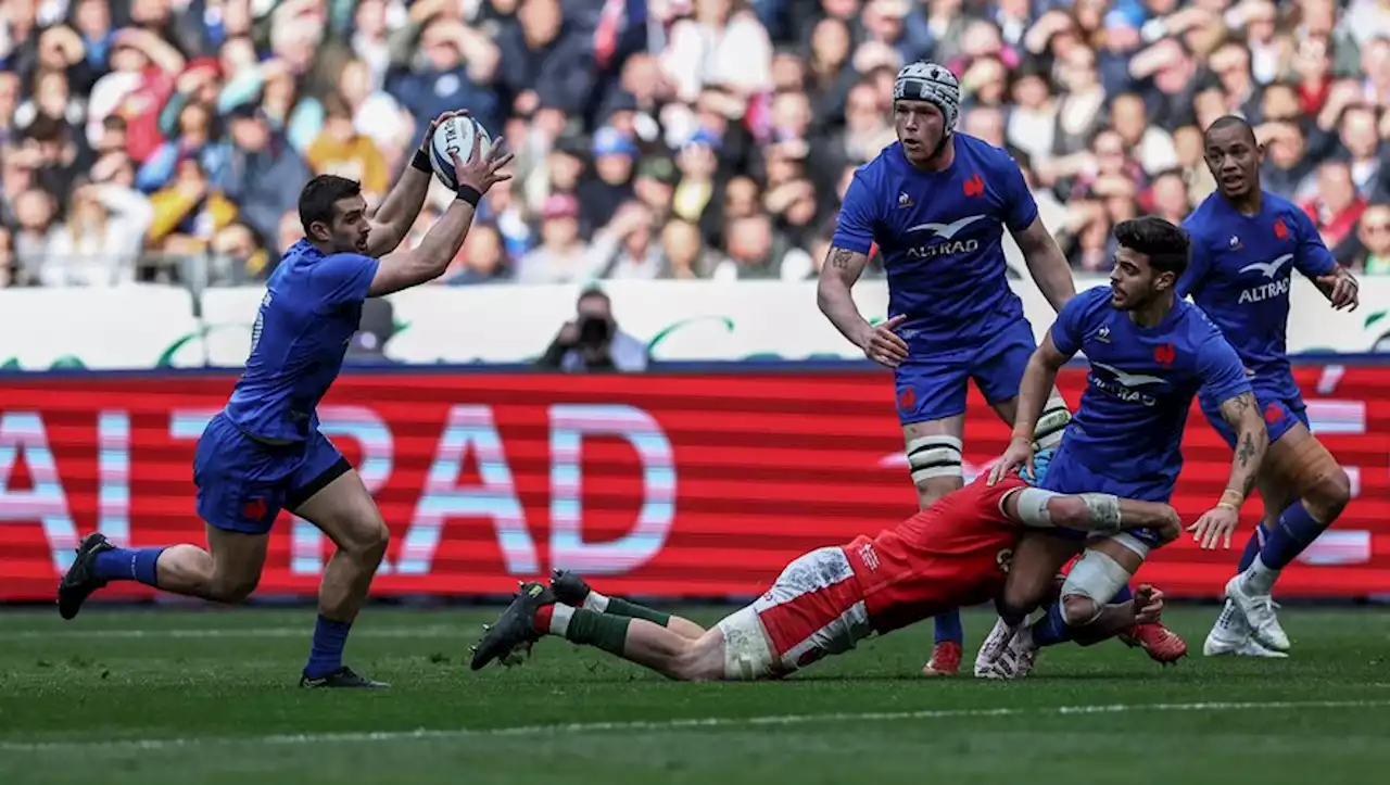 Top 14 : en vacances ou d'attaque pour le derby à Castres ? Au Stade Toulousain, Dupont, Ntamack et tous les internationaux sont de retour