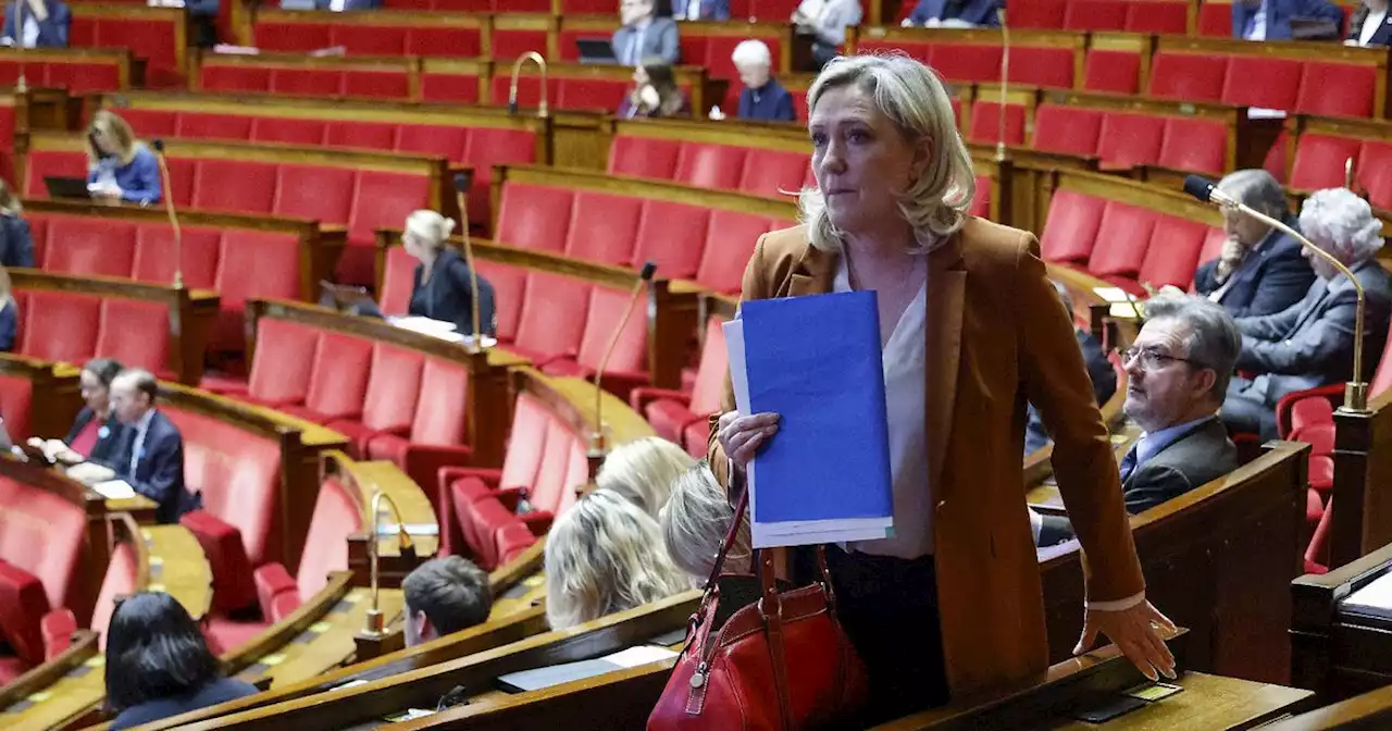 EN DIRECT - Réforme des retraites : Marine Le Pen dénonce 'la méthode' et 'le mépris'