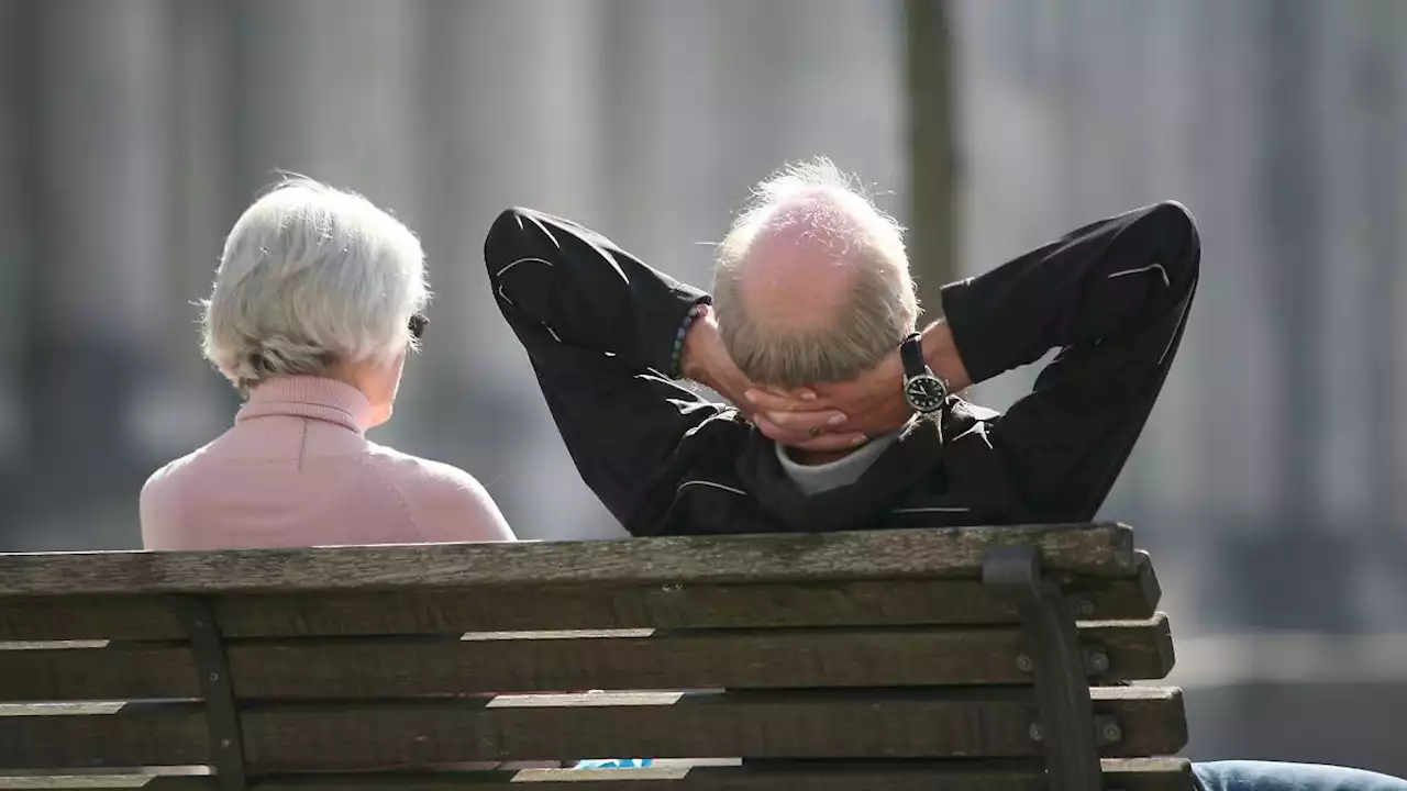 Rente steigt im Westen um 4,39 und im Osten um 5,86 Prozent