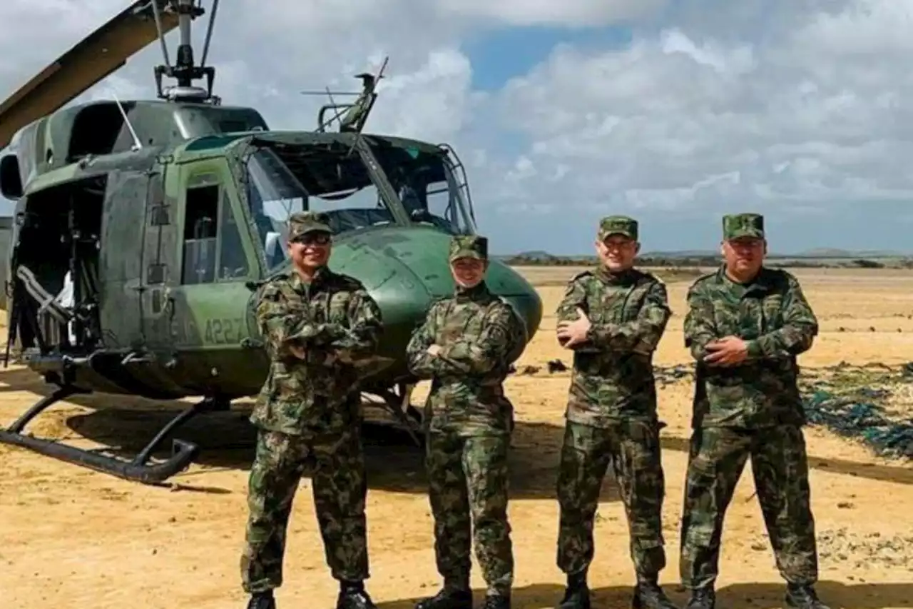 [Video] Piezas del helicóptero que cayó en Chocó fueron a dar contra una casa - Pulzo