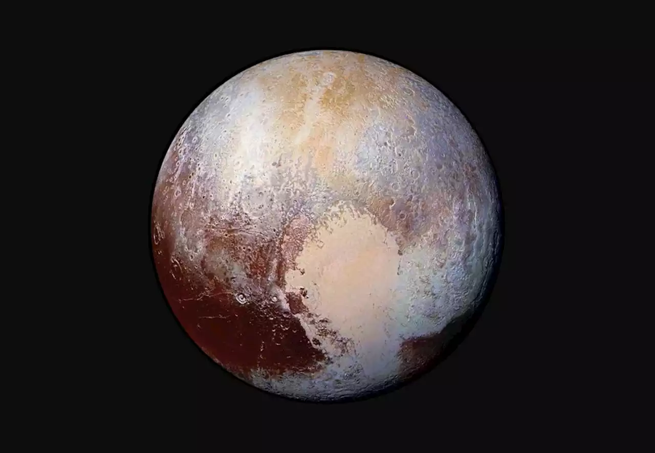 New Horizons Pluto probe notches 3 new discoveries in outer solar system