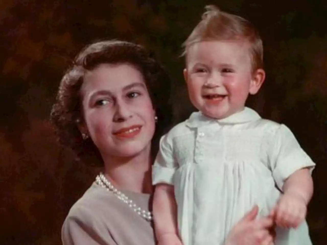 King Charles marks first U.K. Mother’s Day without Queen, sharing childhood photo