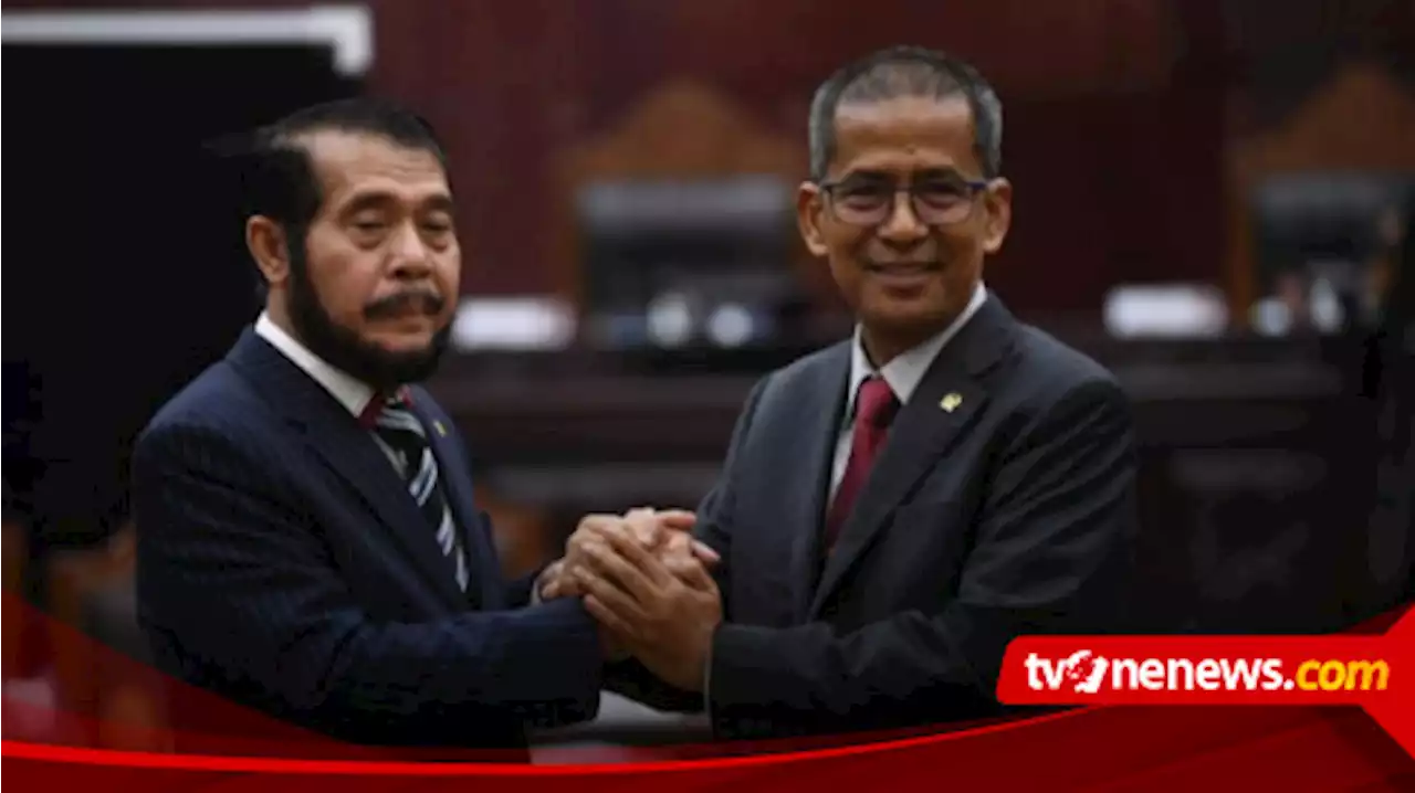 Anwar Usman dan Saldi Isra Ucap Sumpah sebagai Ketua dan Wakil Ketua Mahkamah Konstitusi